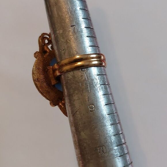 Lovely Vtg Victorian Style Large Blue Cabochon and Faux Pearl Ornate Ring Sz  8 - Picture 4 of 6